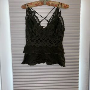 Francesca's Collections Black Asymmetrical Cropped Camisole